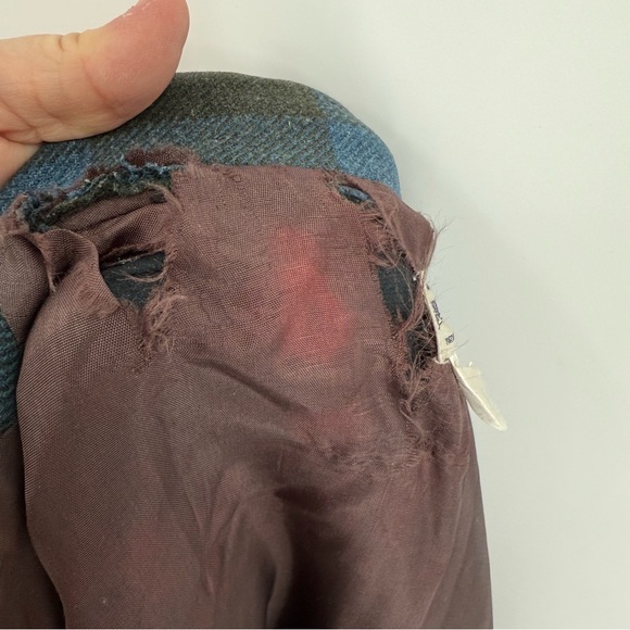 Vintage Pendleton Women’s Blue Black Plaid Virgin Wool/lambswool Jacket Size XL - Picture 8 of 10